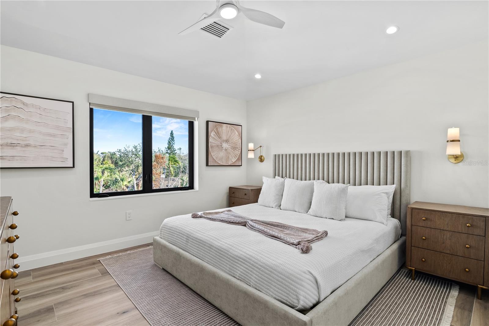 A4635010 Property Photo