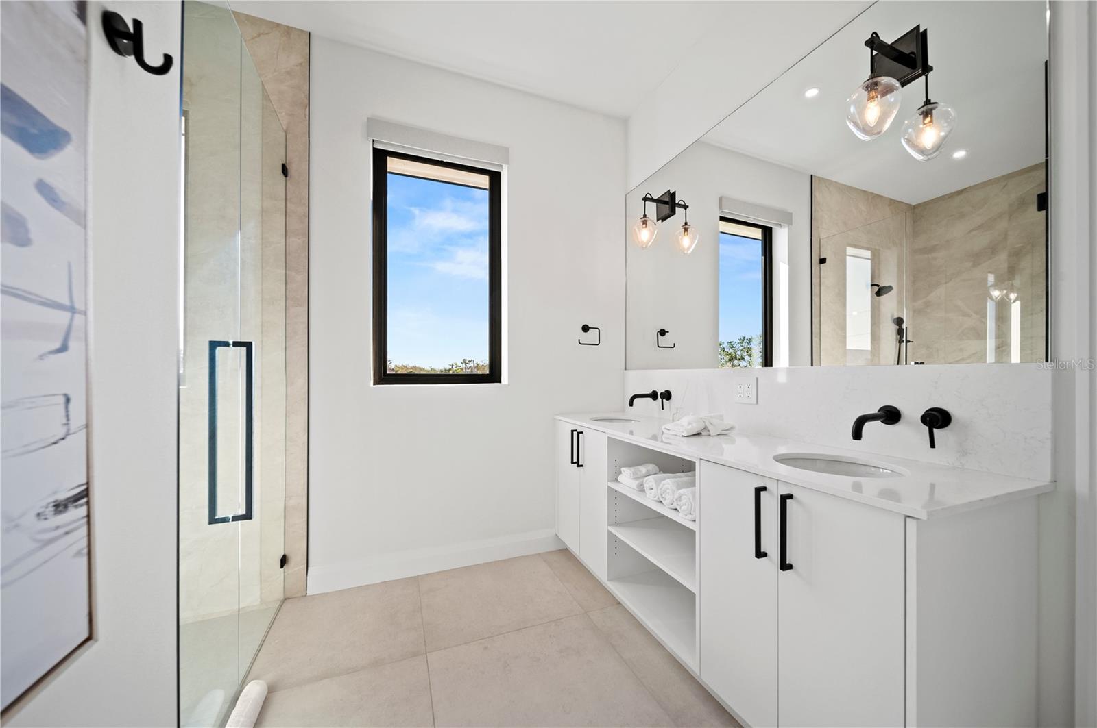 A4635010 Property Photo