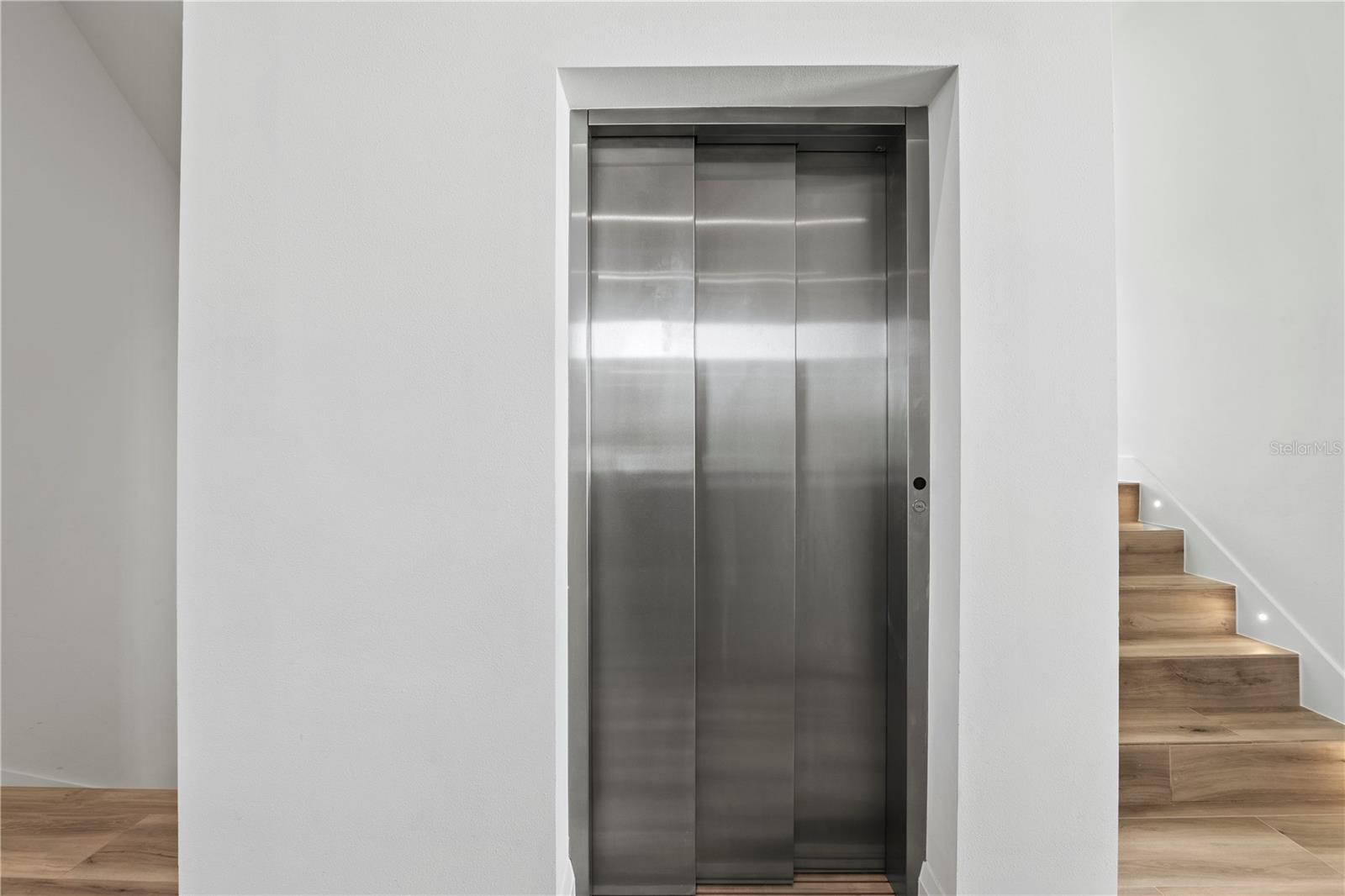 A4635010 Property Photo