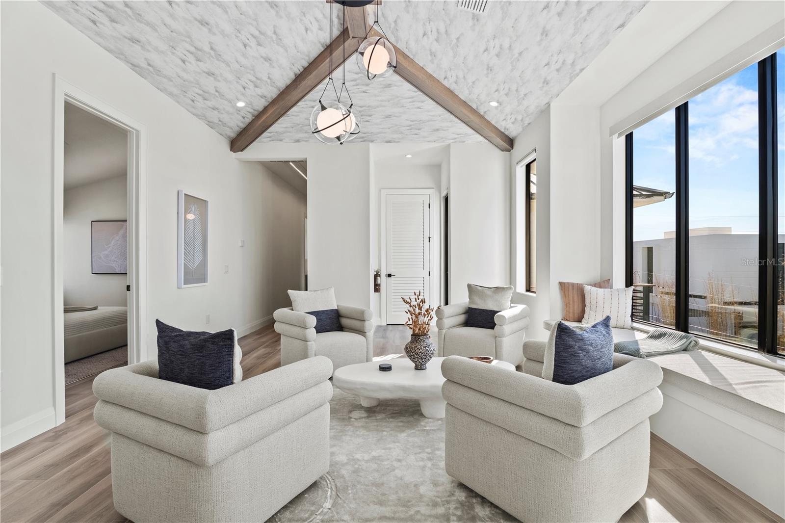 A4635010 Property Photo