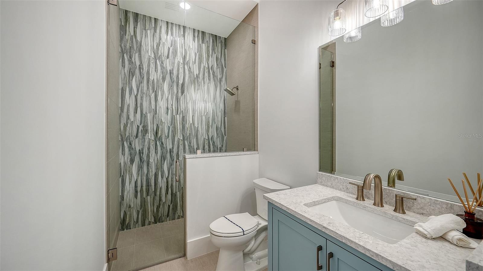 A4637673 Property Photo