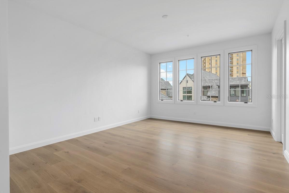 O6276187 Property Photo