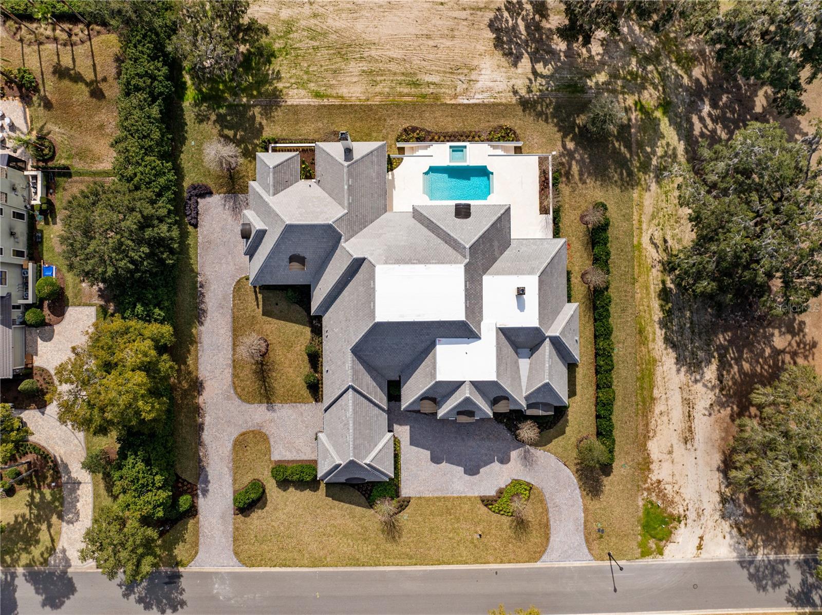A4639488 Property Photo