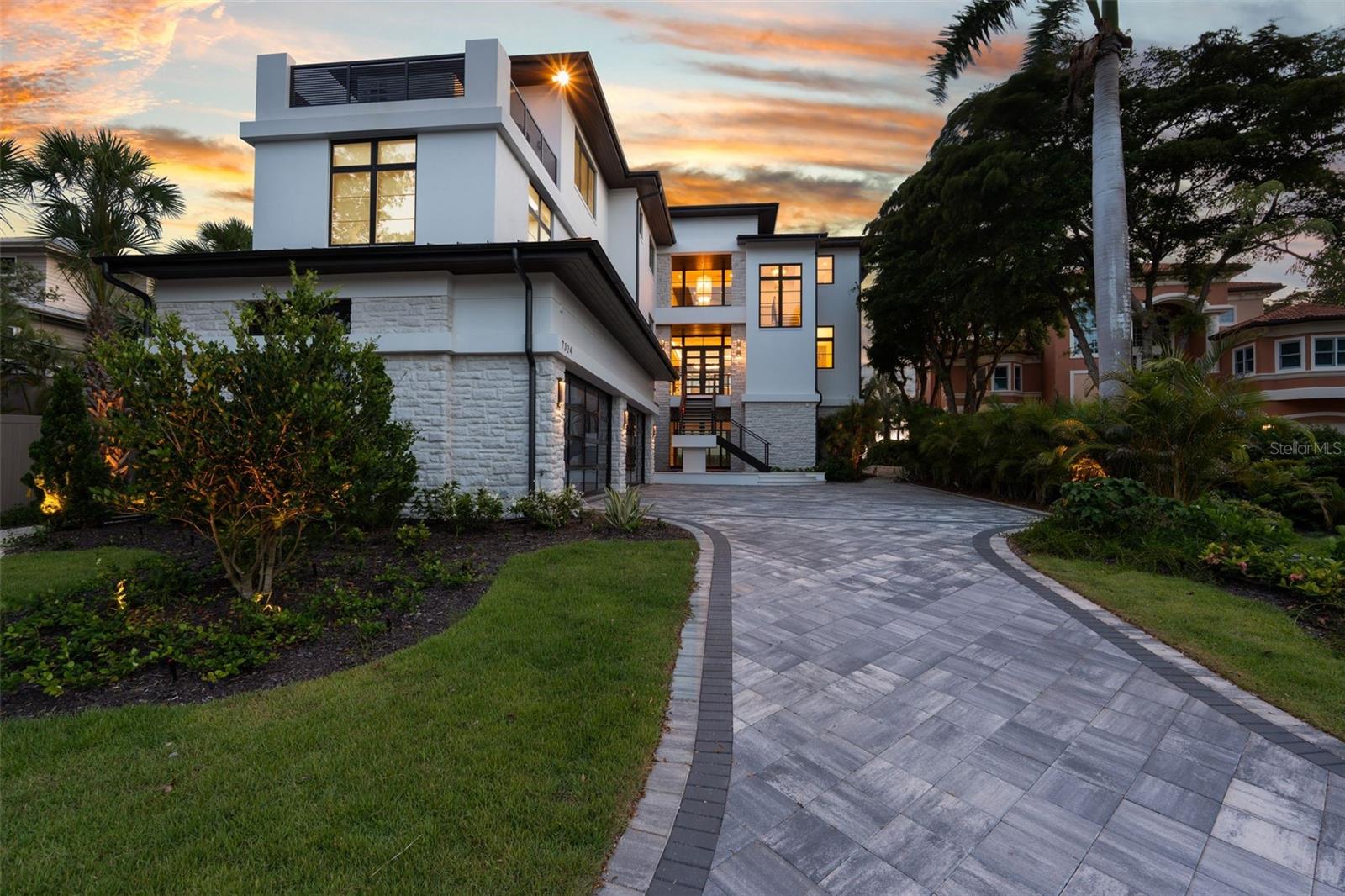 A4643281 Property Photo