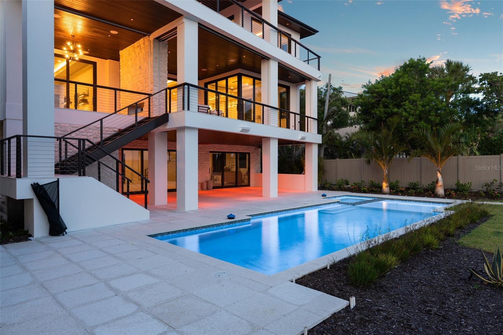 A4643281 Property Photo