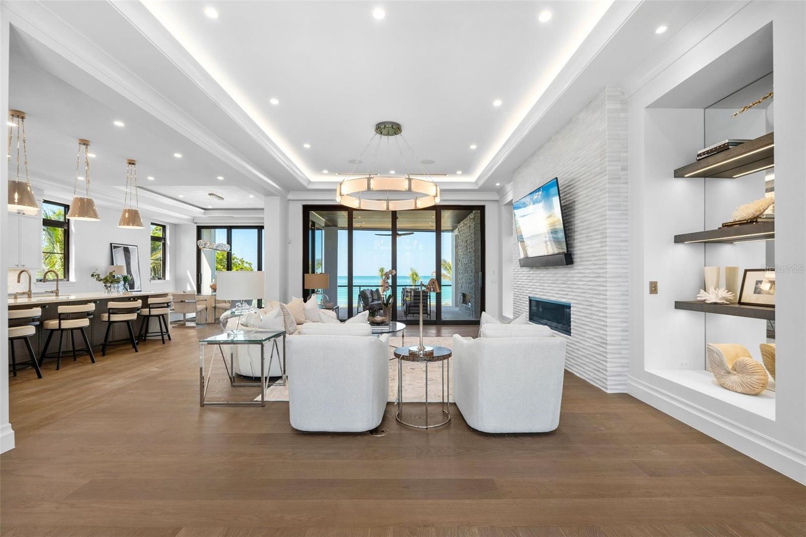 A4643281 Property Photo