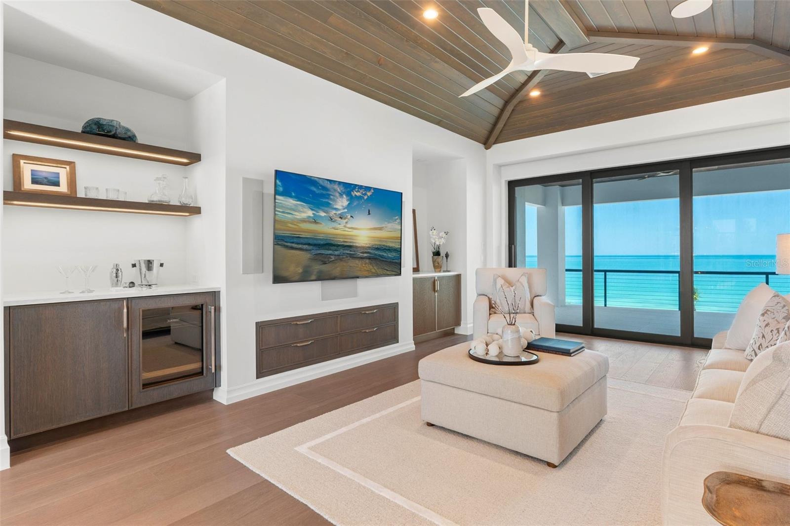 A4643281 Property Photo