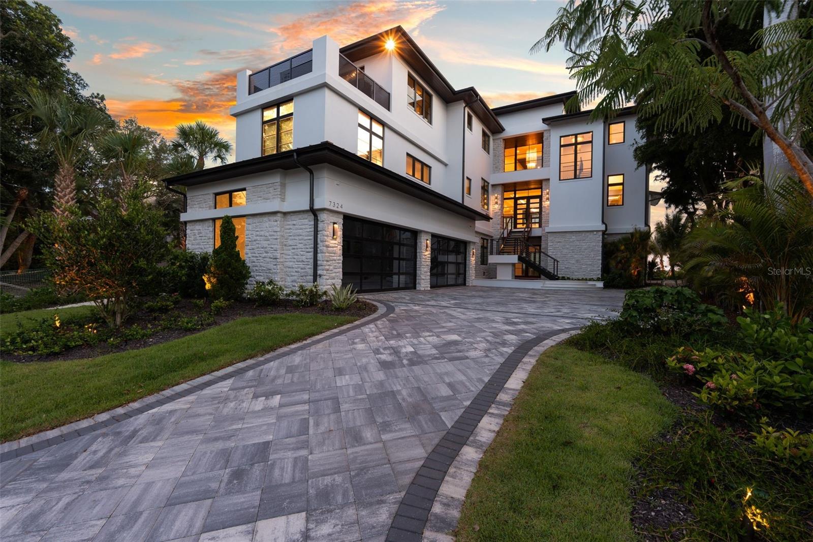 A4643281 Property Photo