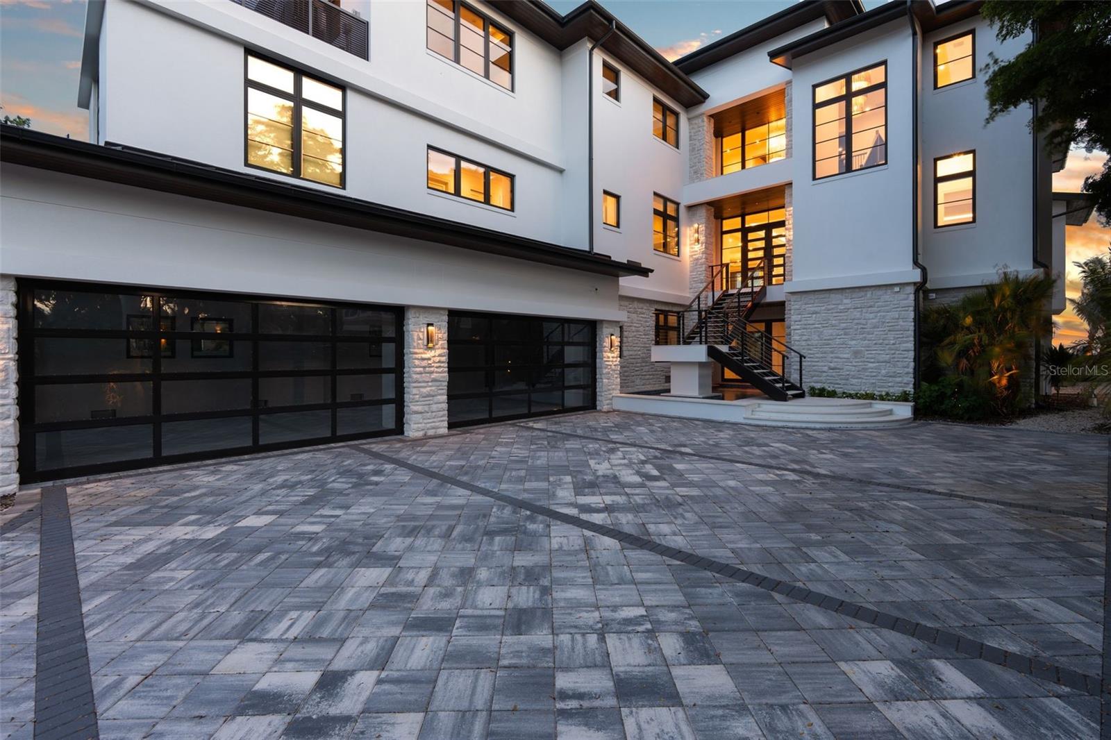 A4643281 Property Photo