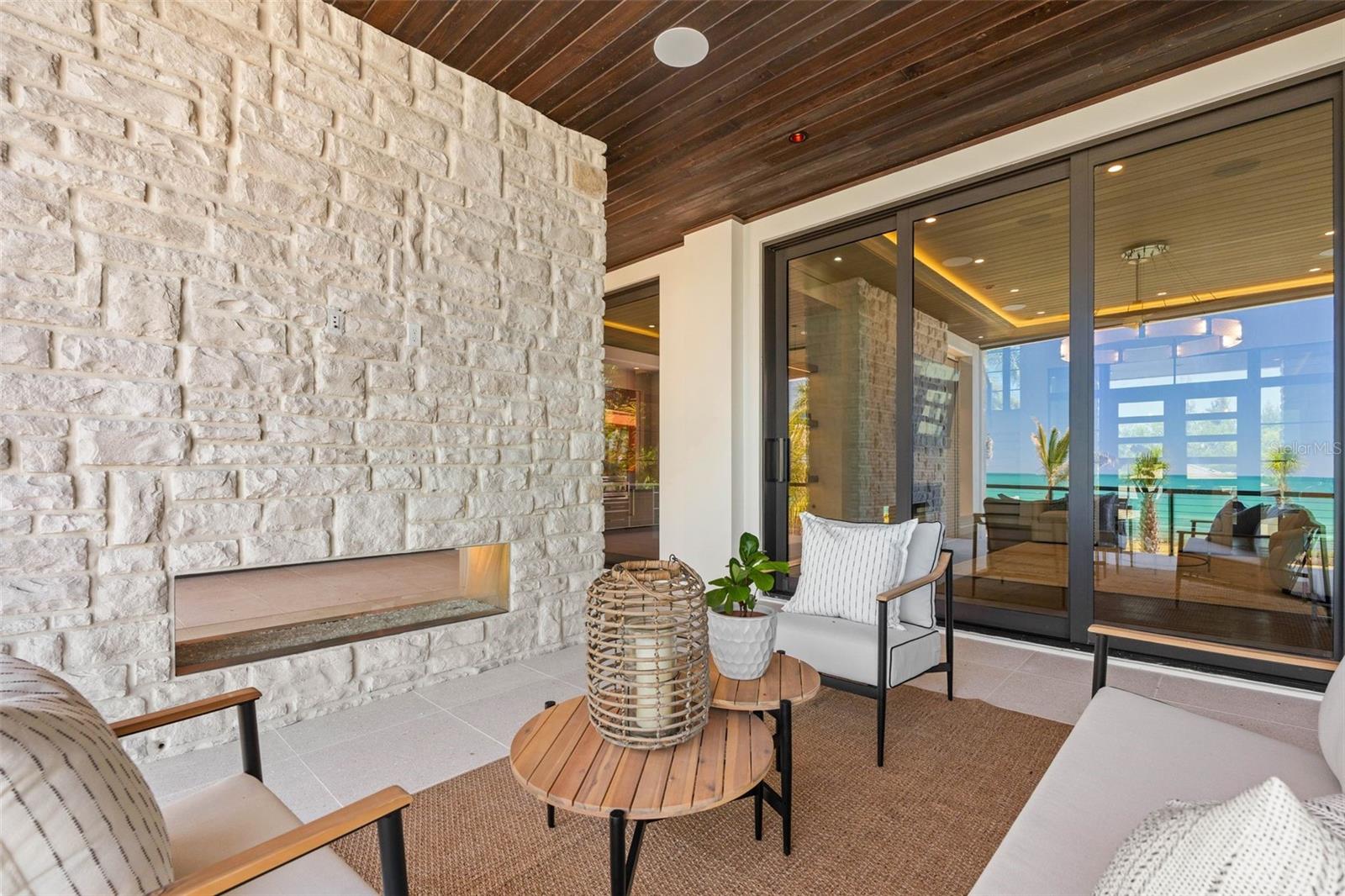 A4643281 Property Photo