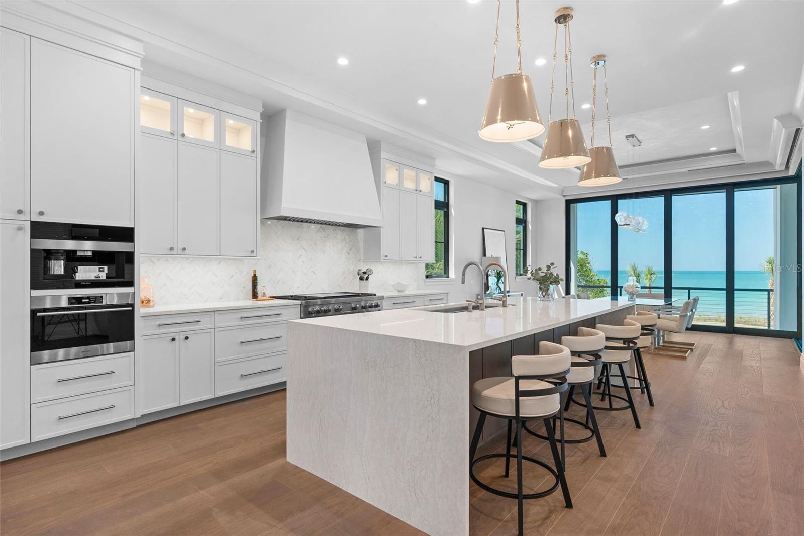 A4643281 Property Photo