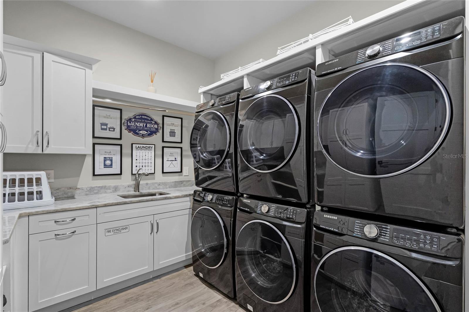O6288561 Property Photo
