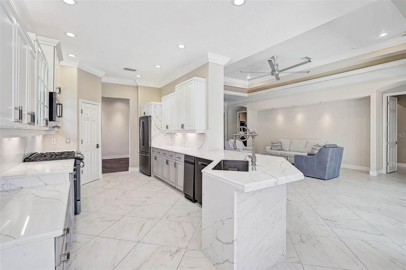 A4645829 Property Photo