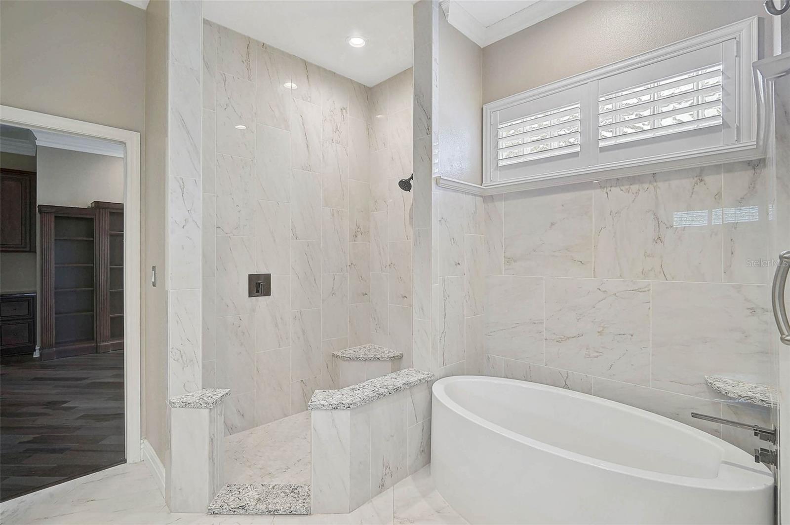 A4645829 Property Photo
