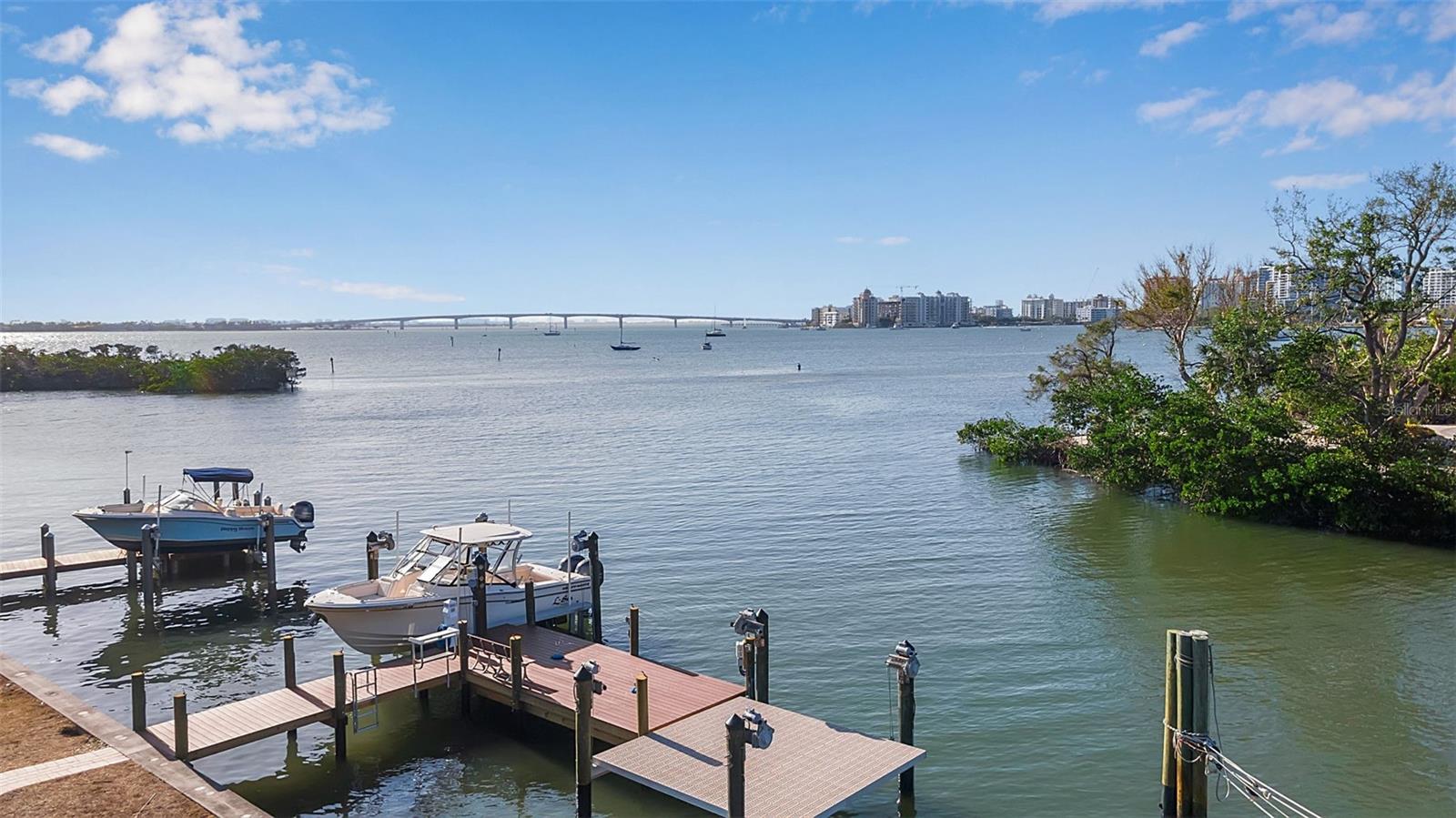 A4647998 Property Photo