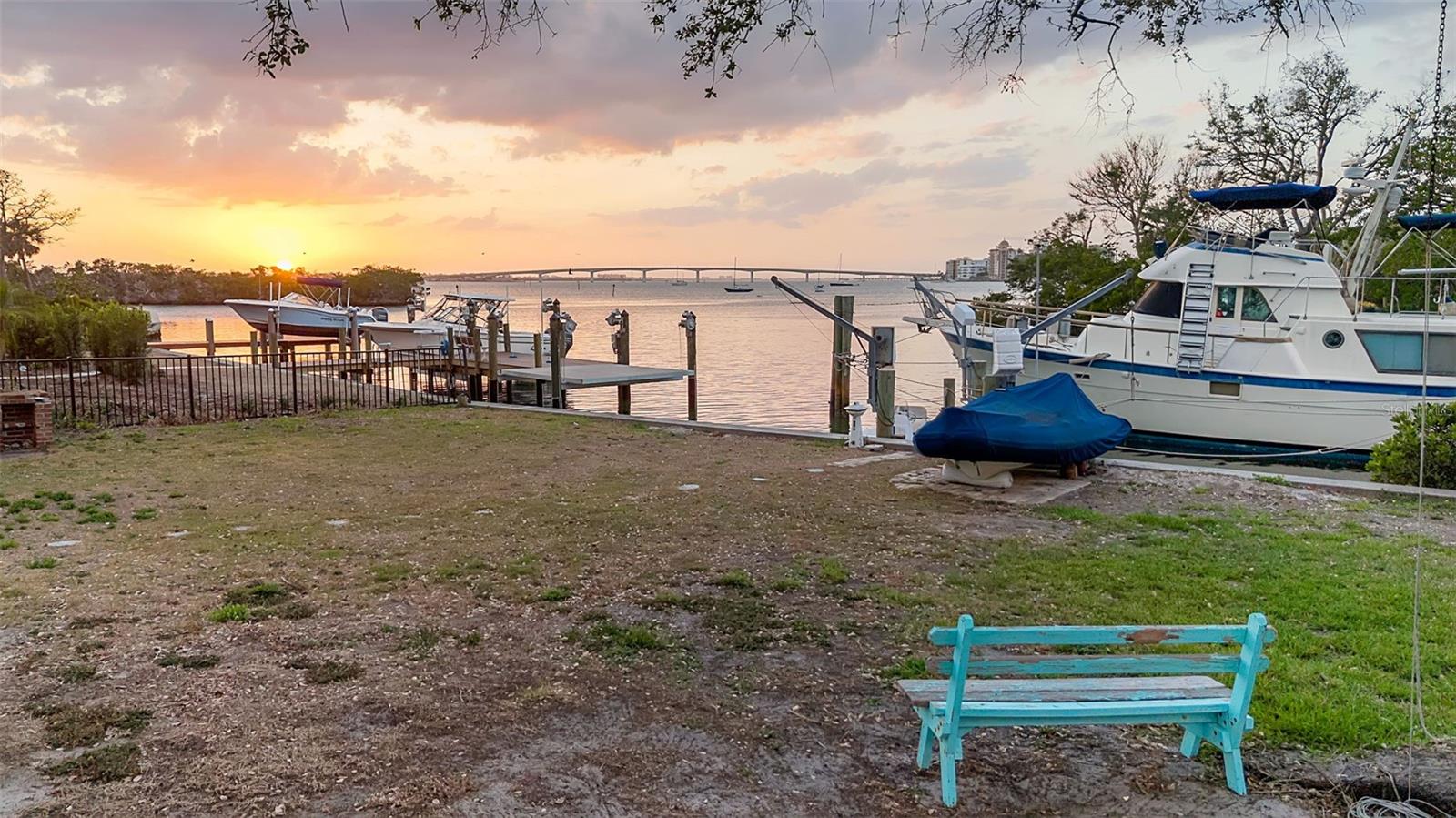 A4647998 Property Photo