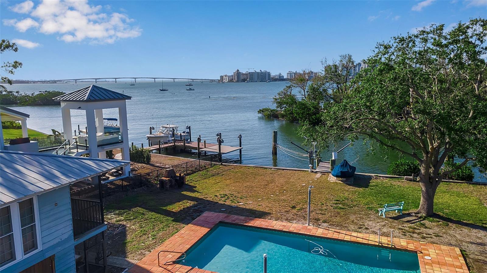 A4647998 Property Photo