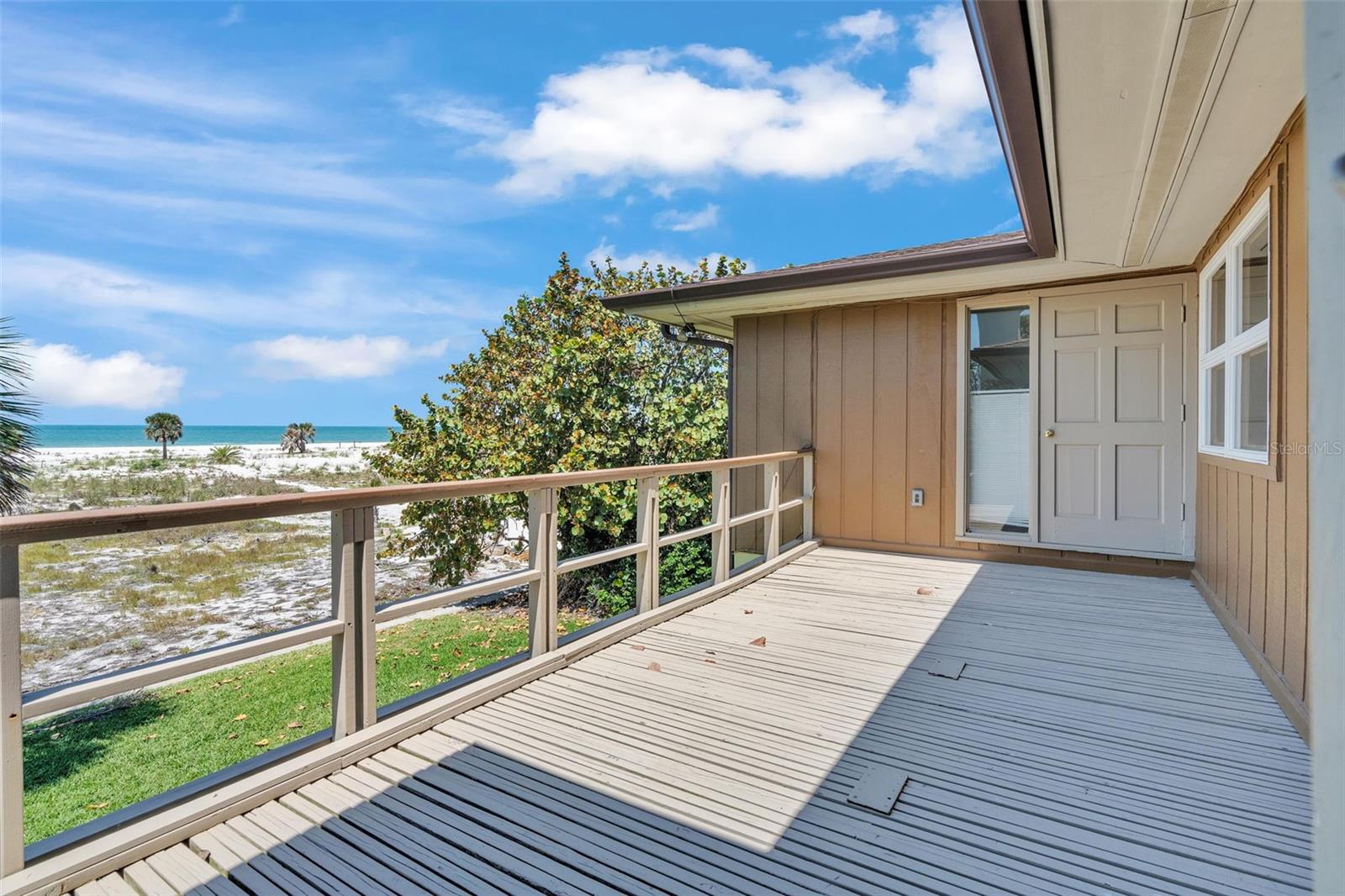 TB8377994 Property Photo