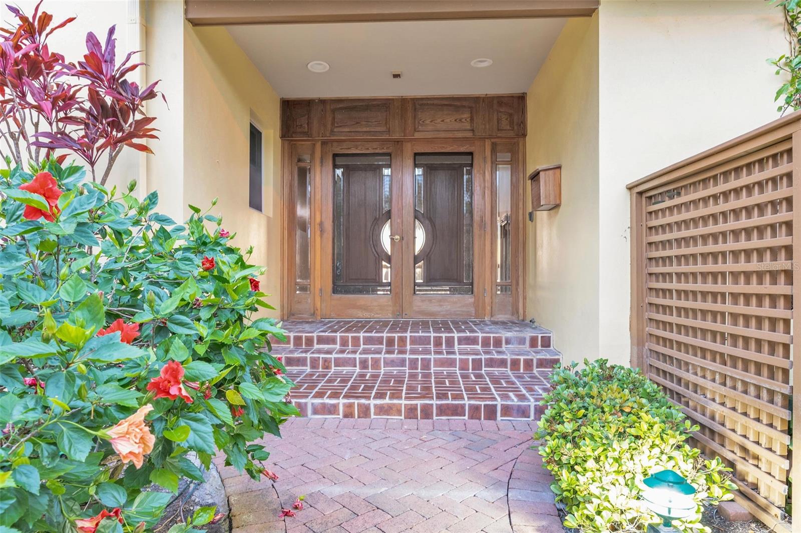 TB8377994 Property Photo
