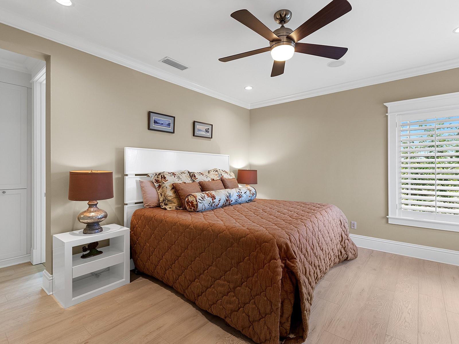 A4651663 Property Photo