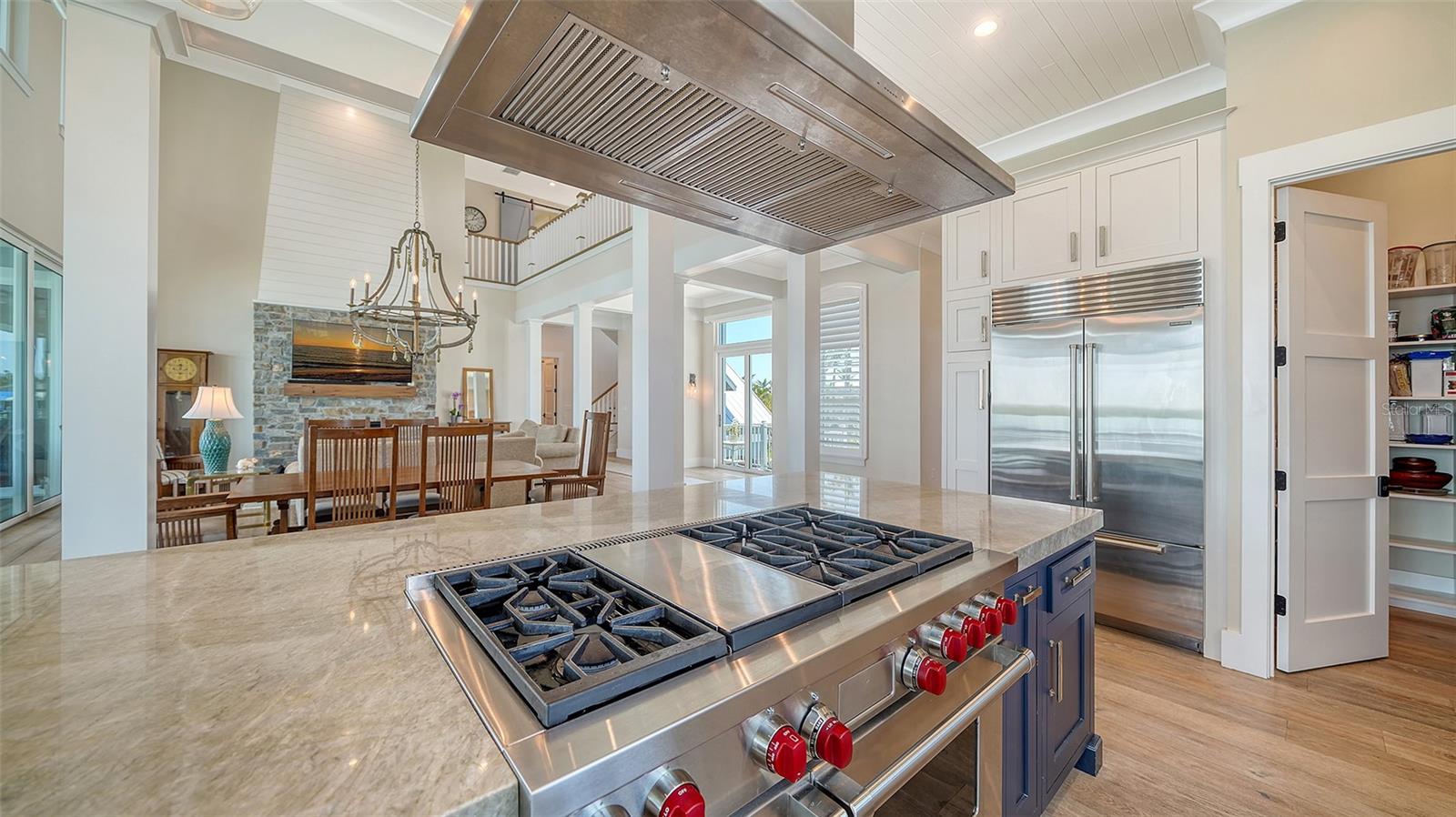 A4653251 Property Photo
