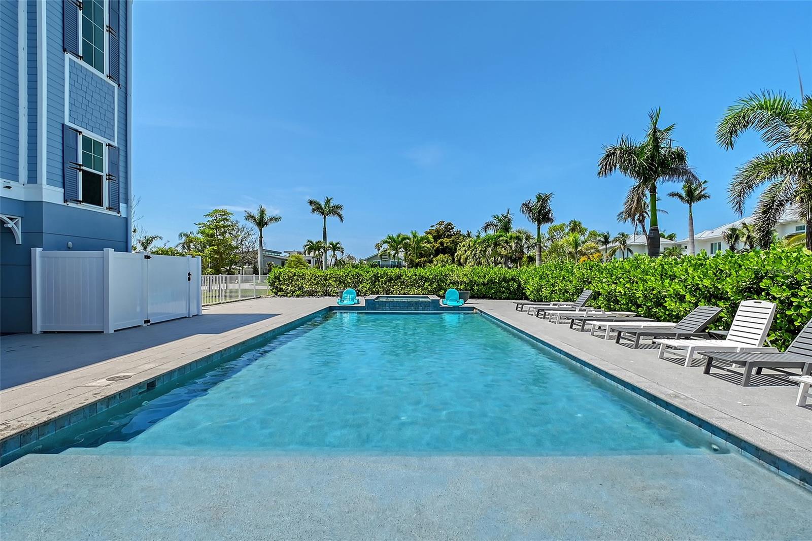 A4653251 Property Photo