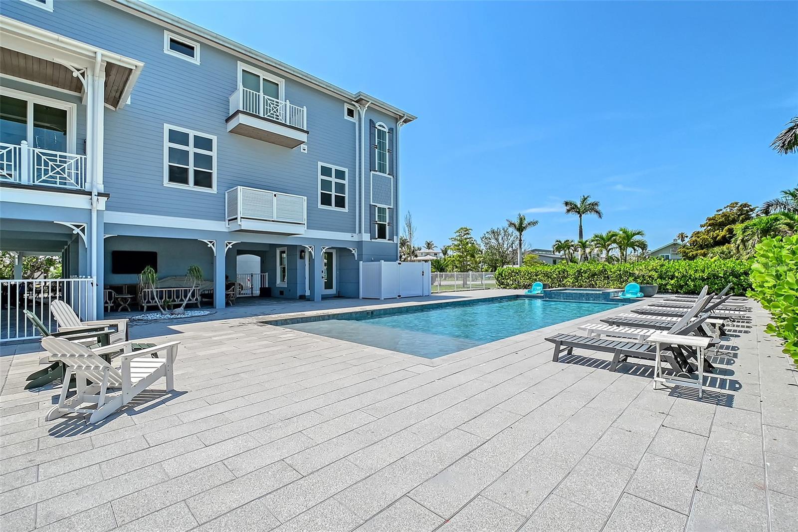 A4653251 Property Photo
