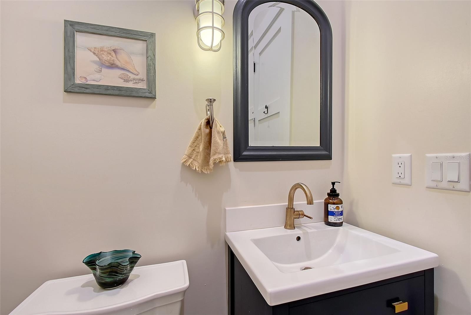A4653251 Property Photo