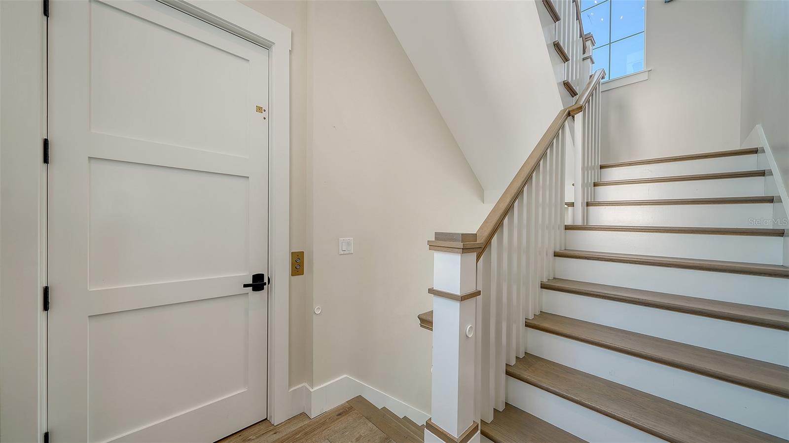 A4653251 Property Photo