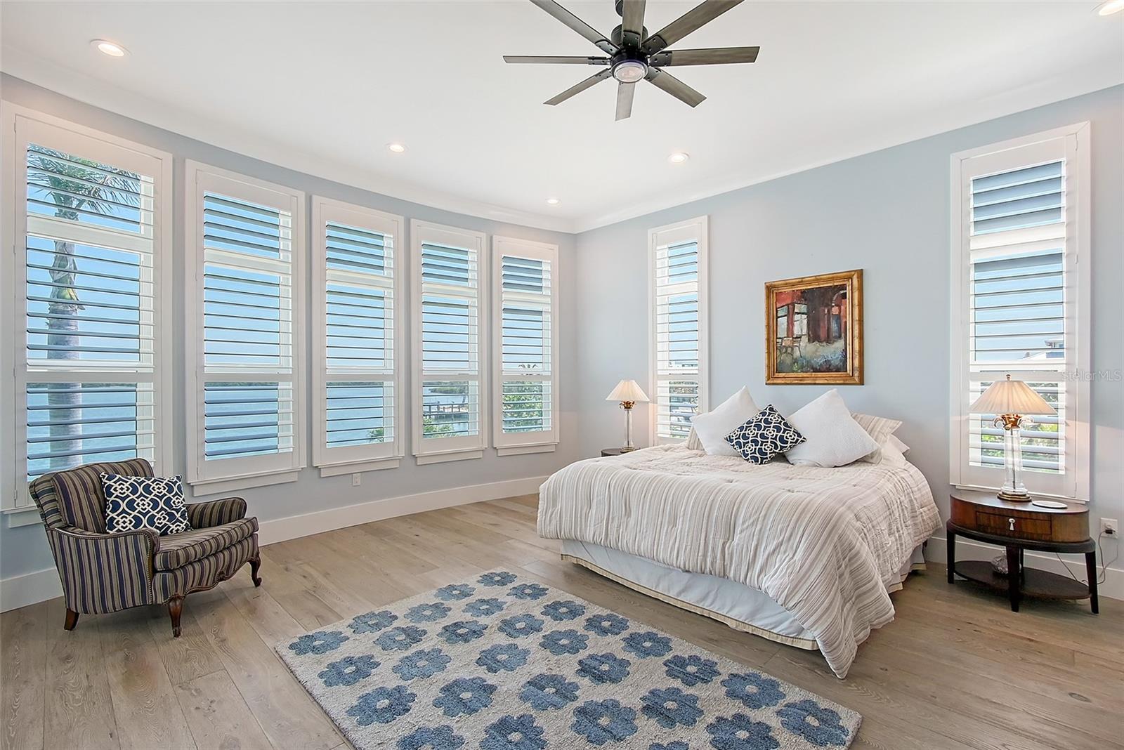 A4653251 Property Photo