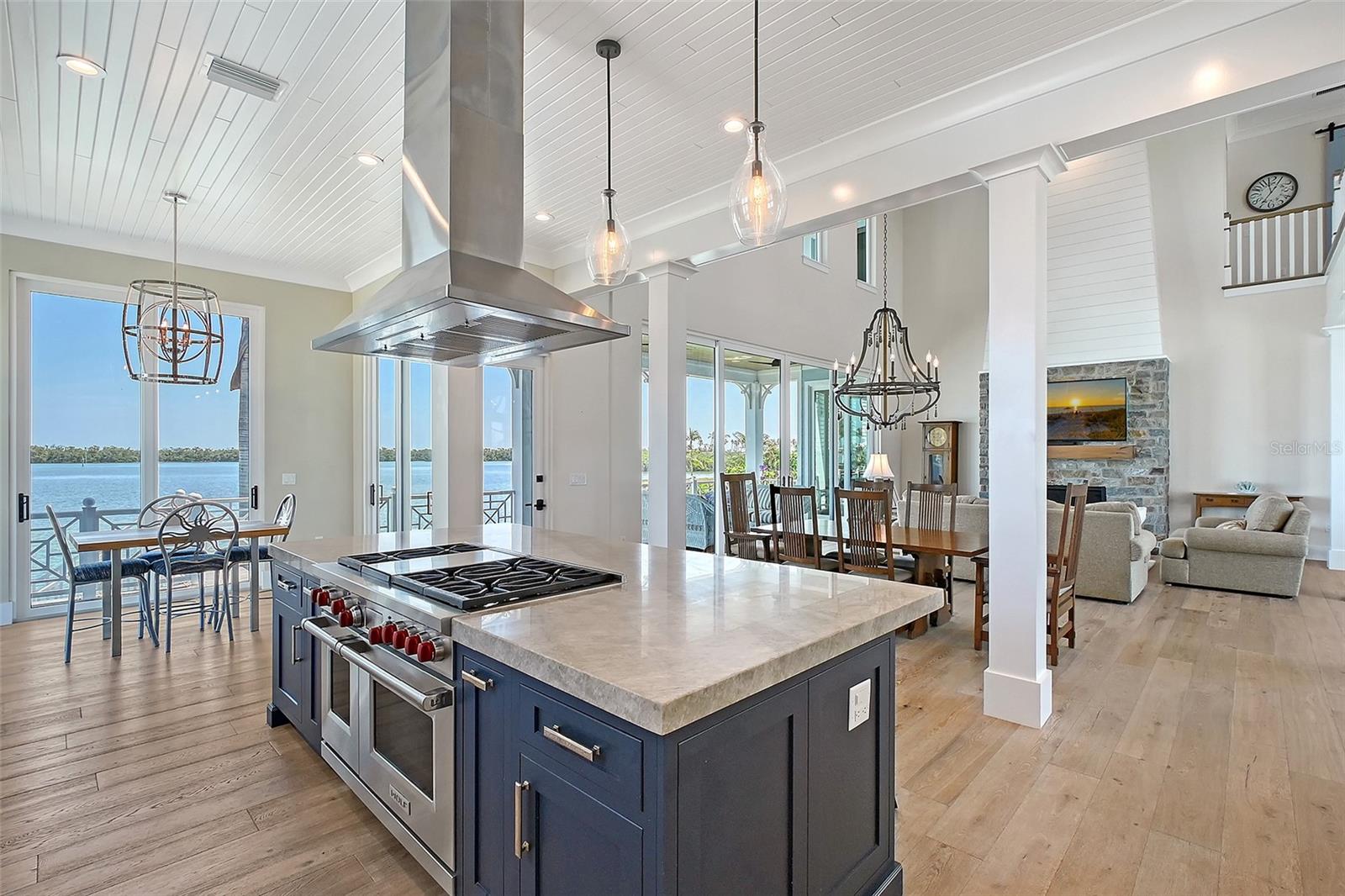 A4653251 Property Photo