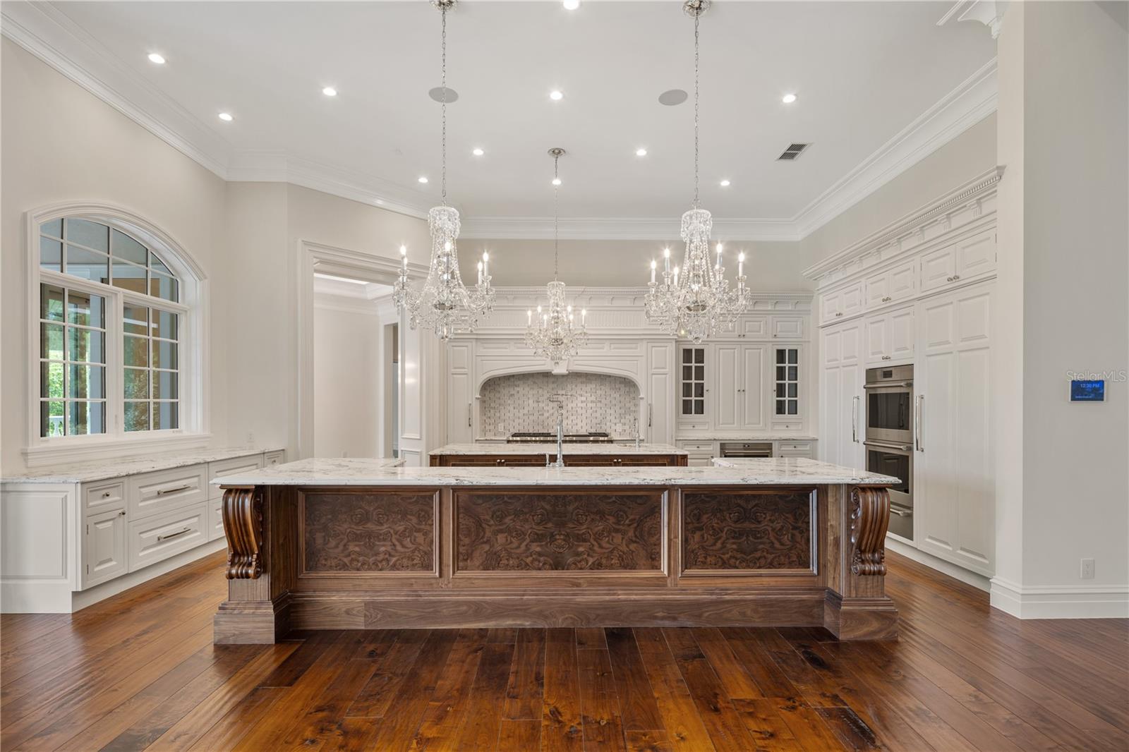 A4654743 Property Photo