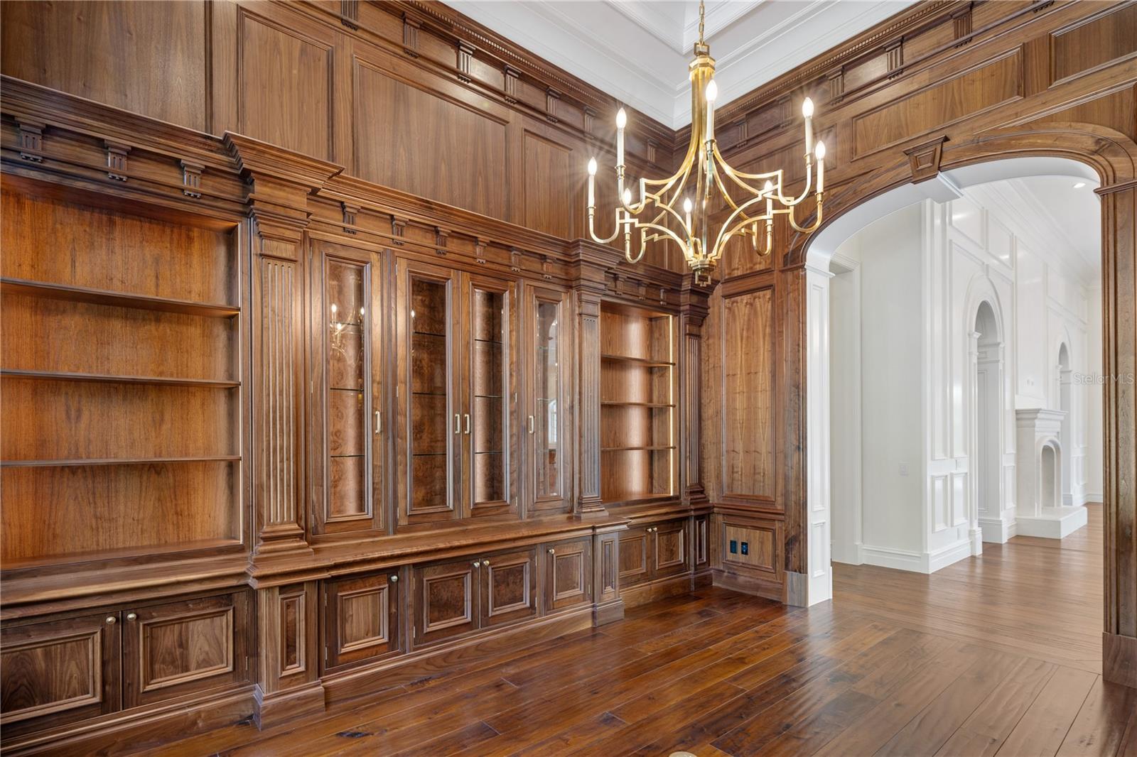 A4654743 Property Photo