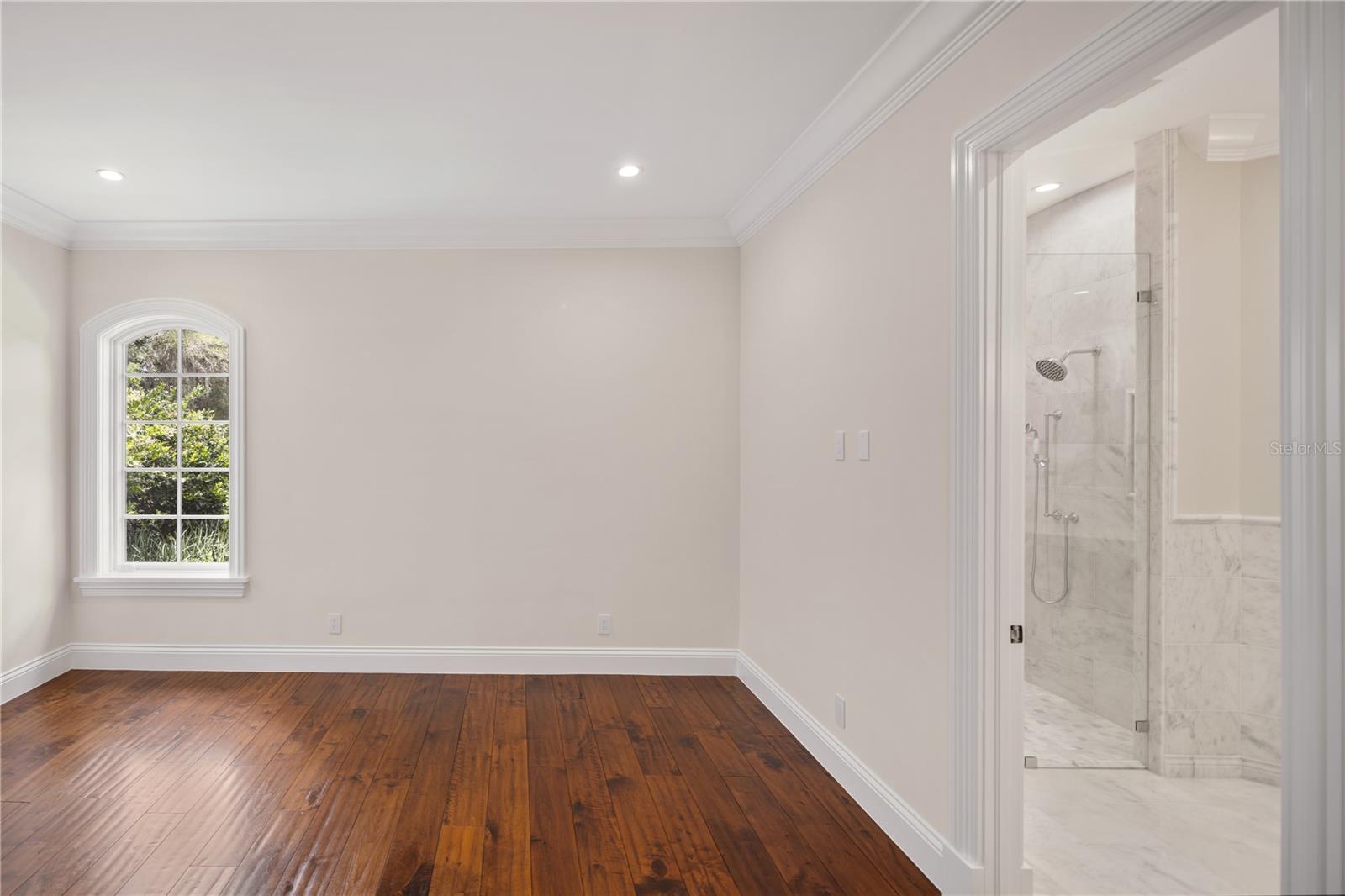 A4654743 Property Photo