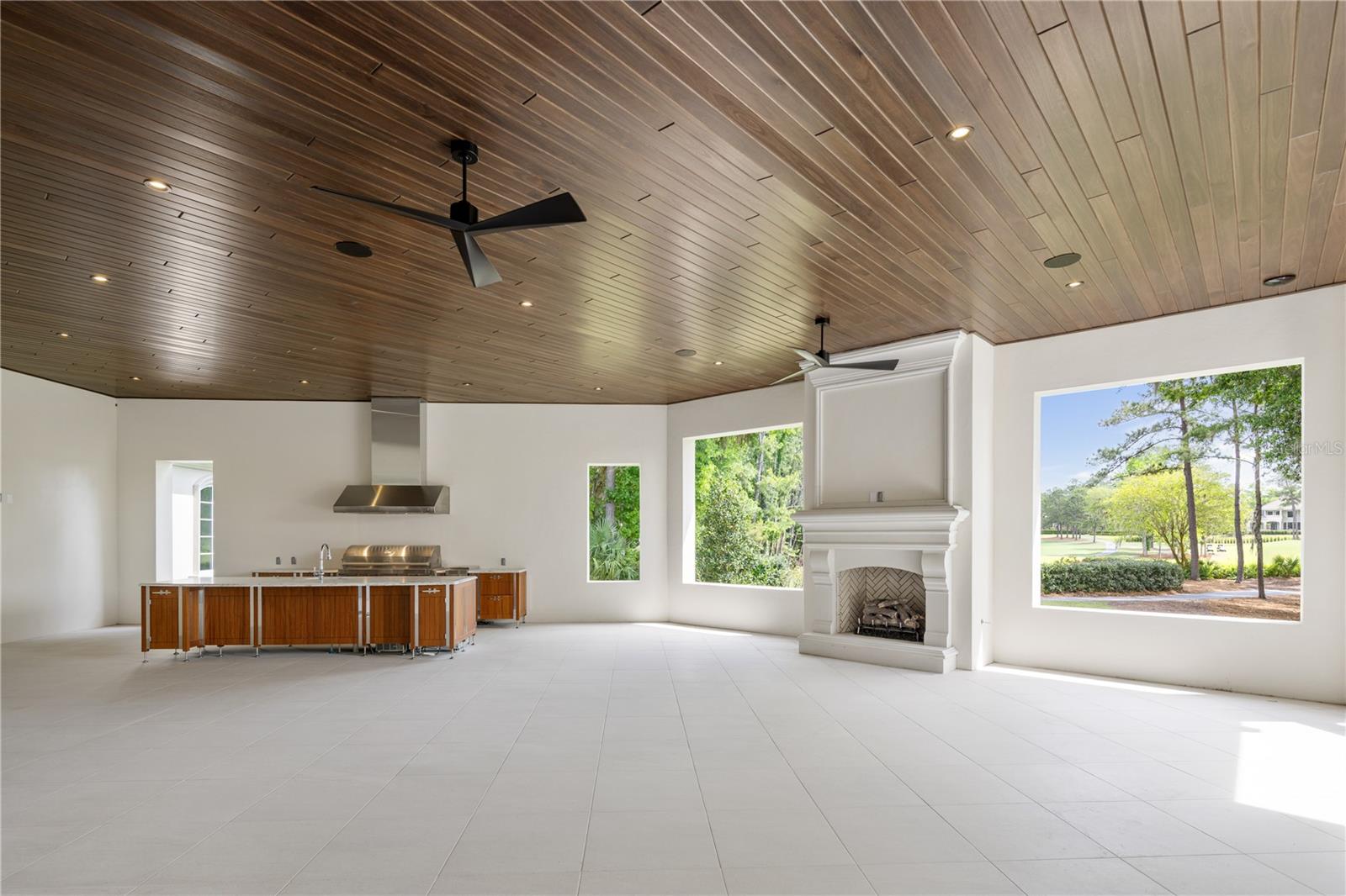 A4654743 Property Photo