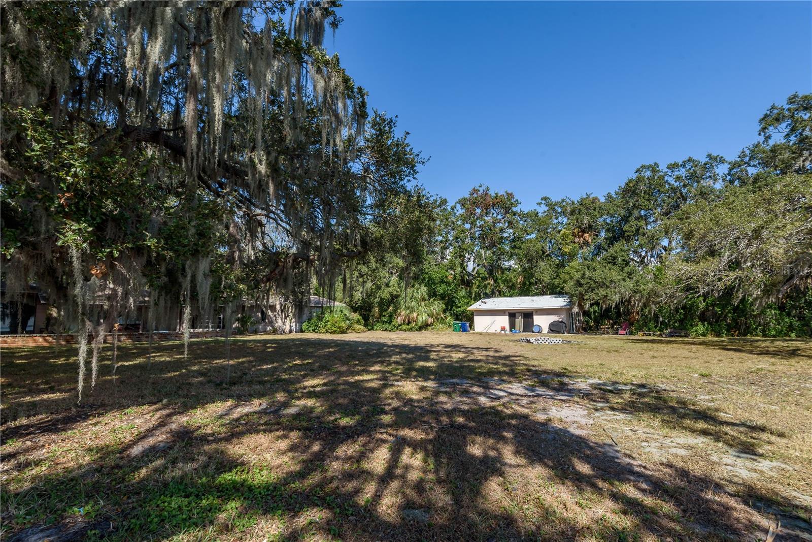 TB8403304 Property Photo