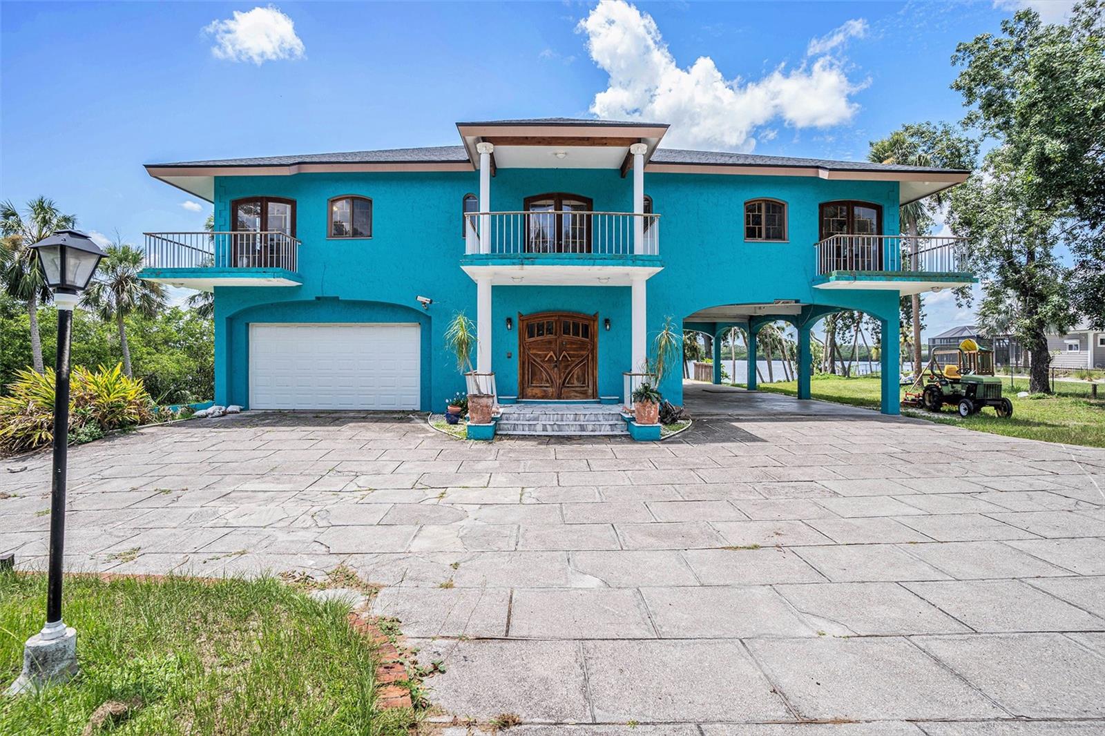 MLS# TB8403516 Property Photo