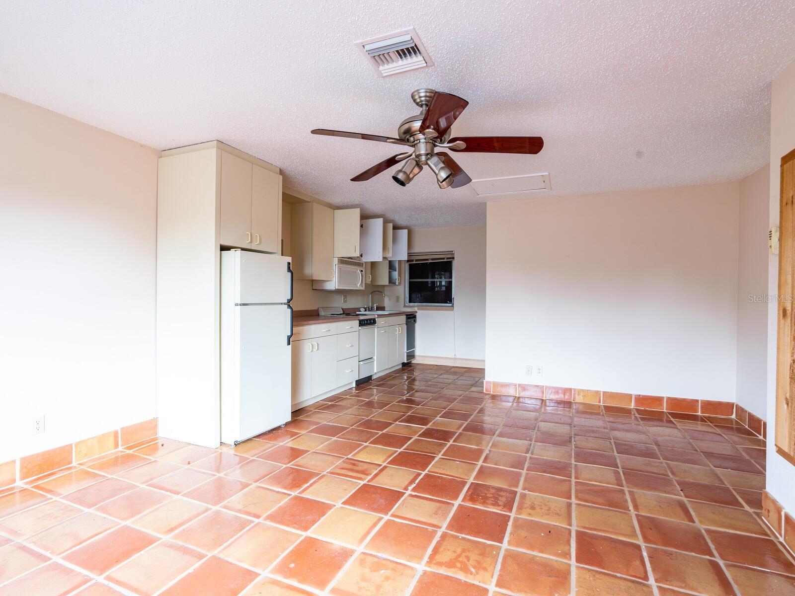 A4660187 Property Photo