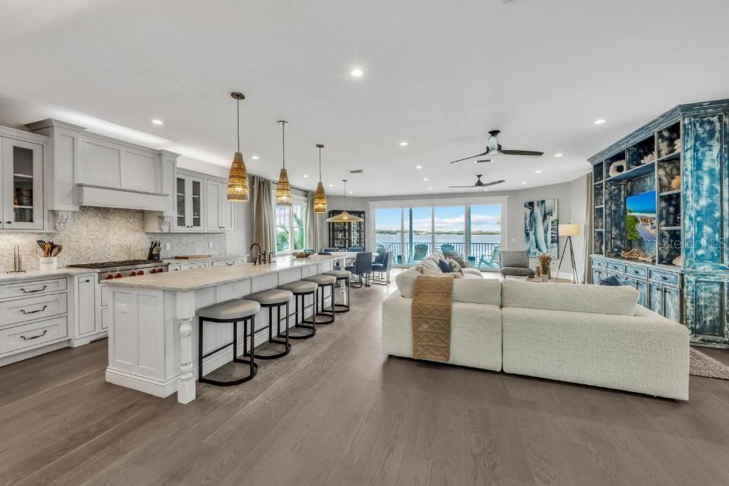 A4660710 Property Photo