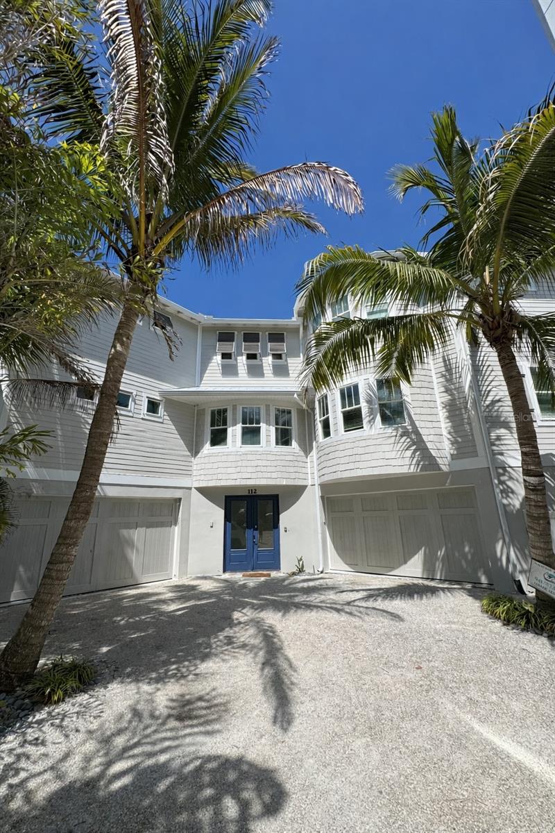 A4660710 Property Photo