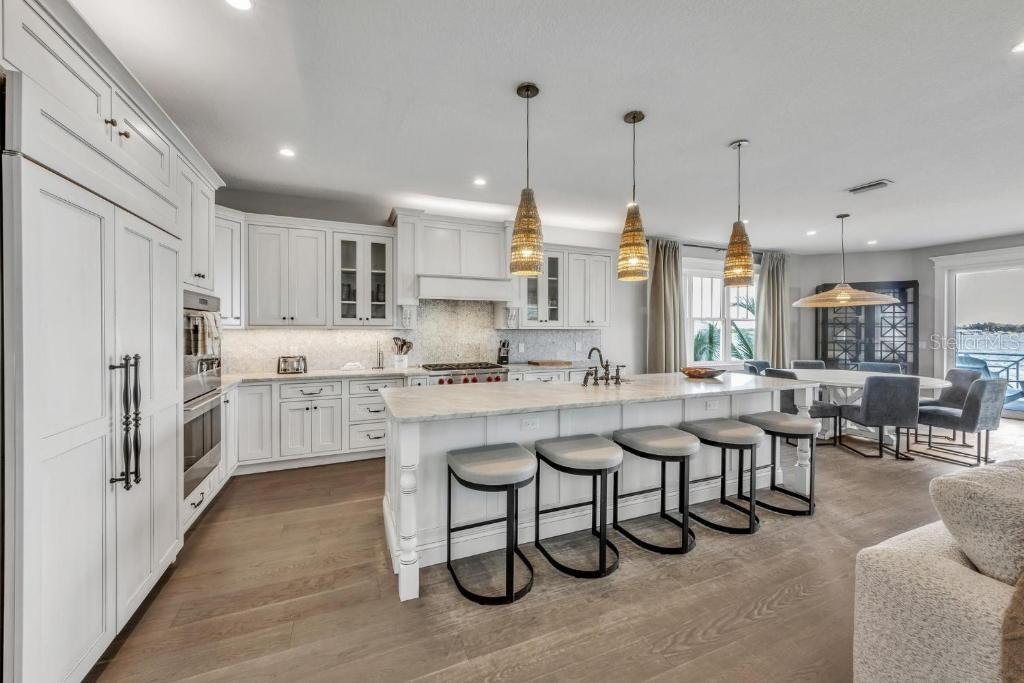 A4660710 Property Photo