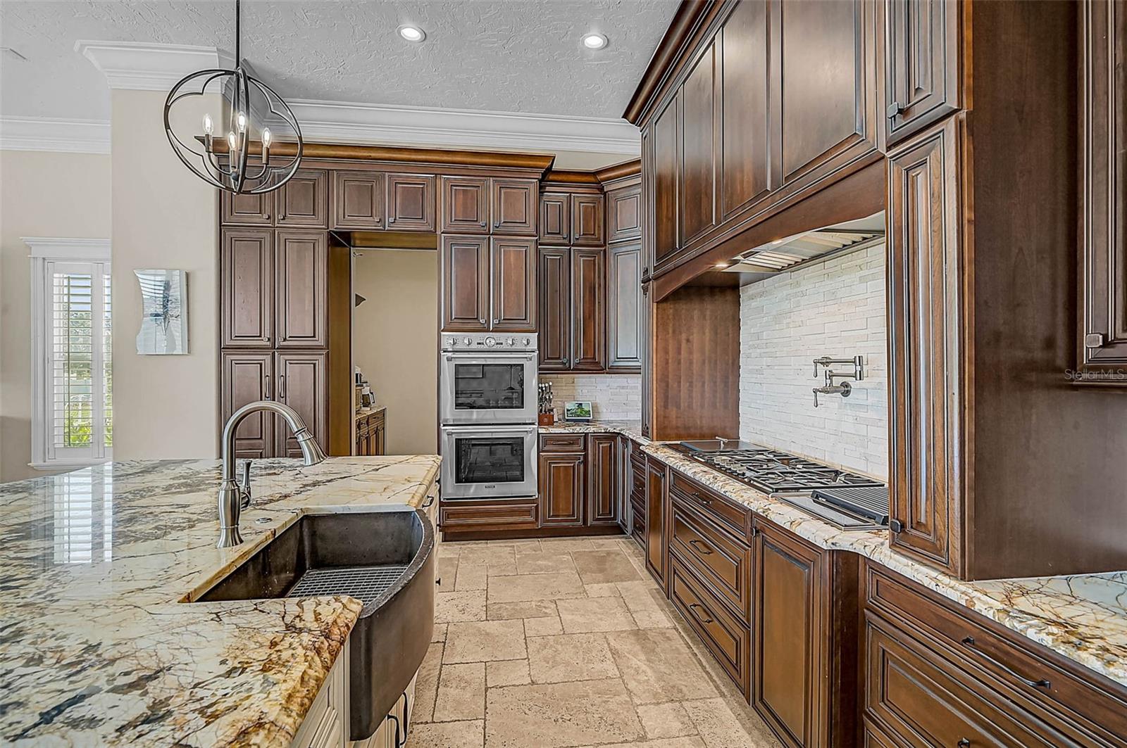 A4667142 Property Photo