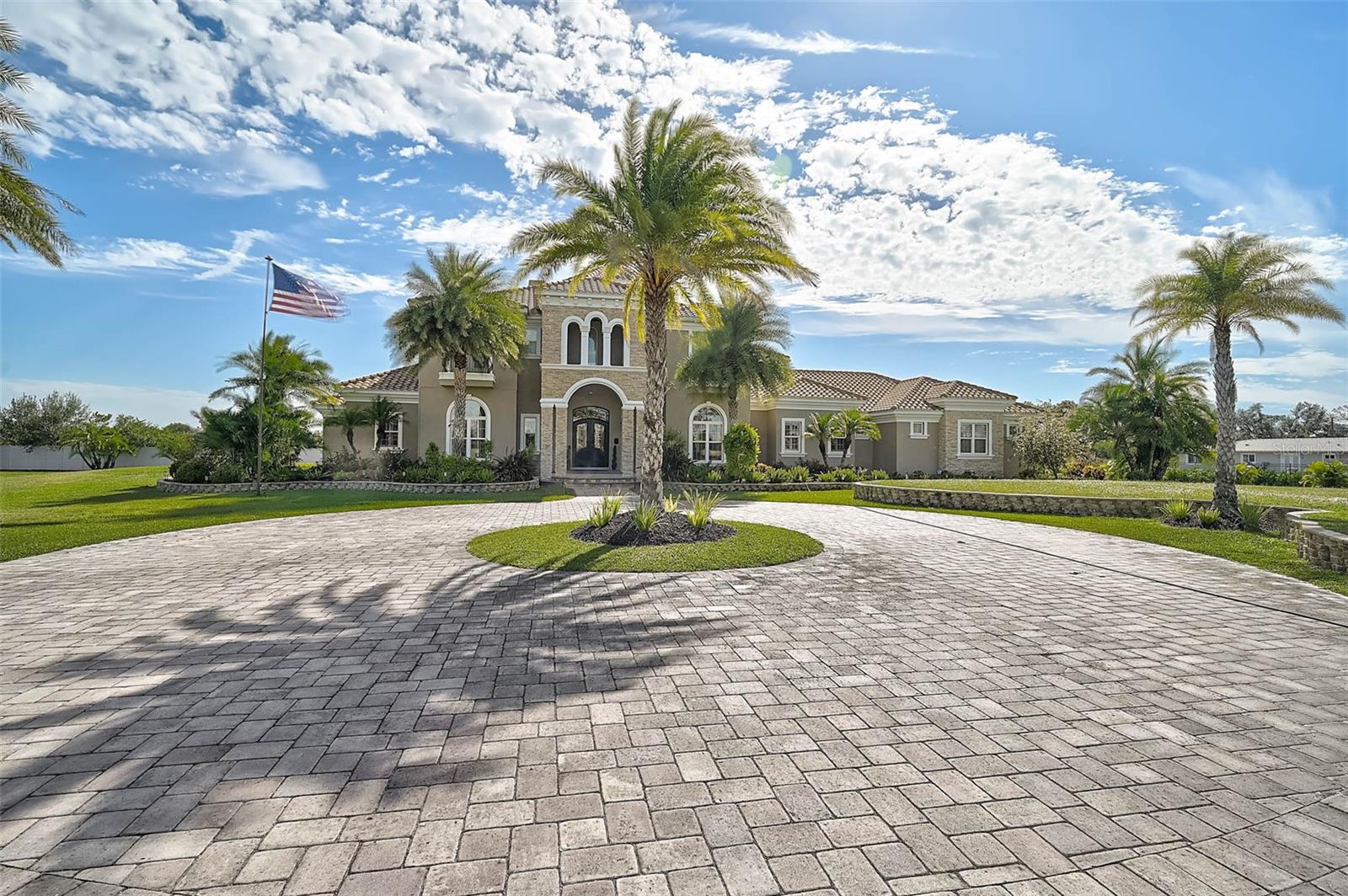 A4667142 Property Photo