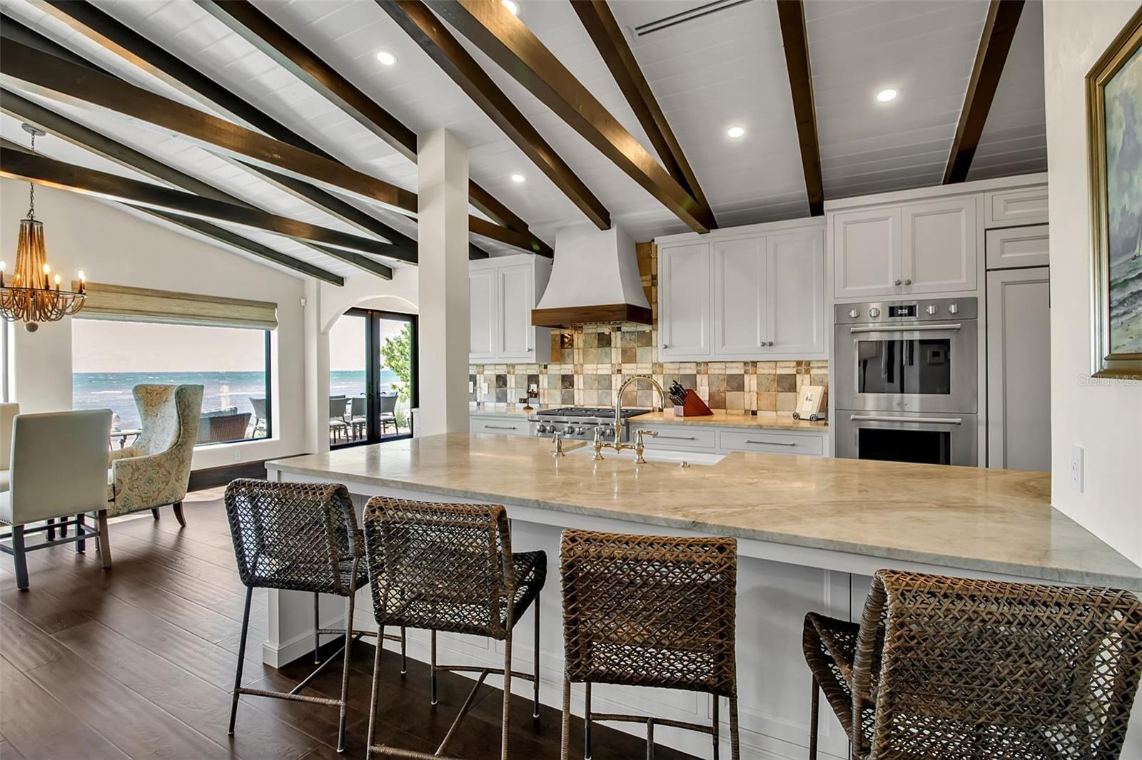 A4667263 Property Photo