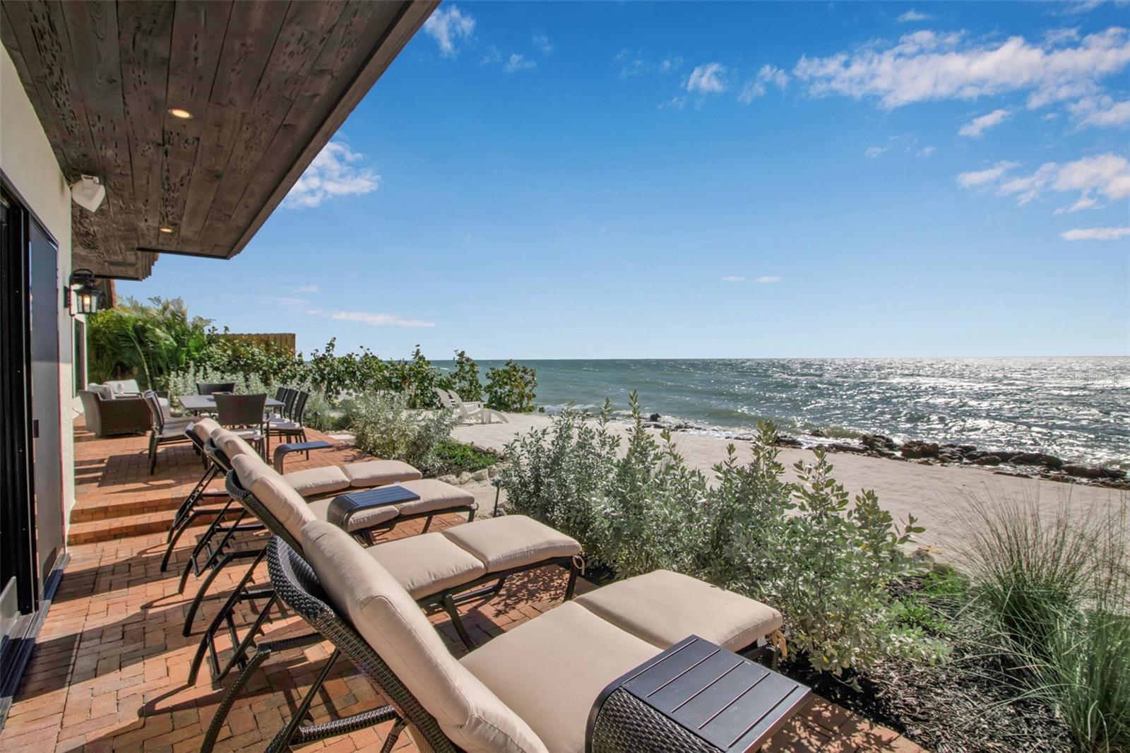 A4667263 Property Photo