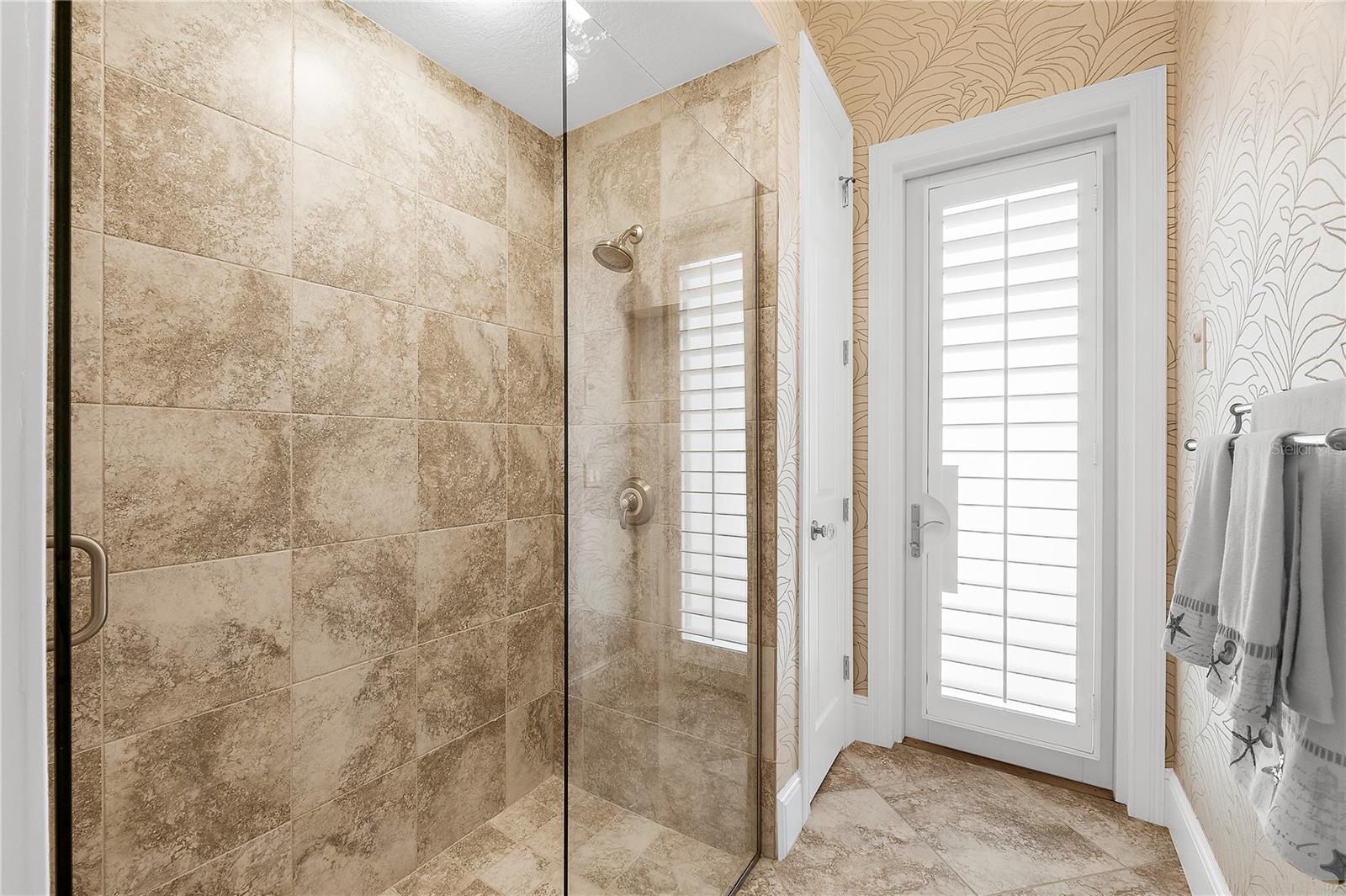 A4667459 Property Photo