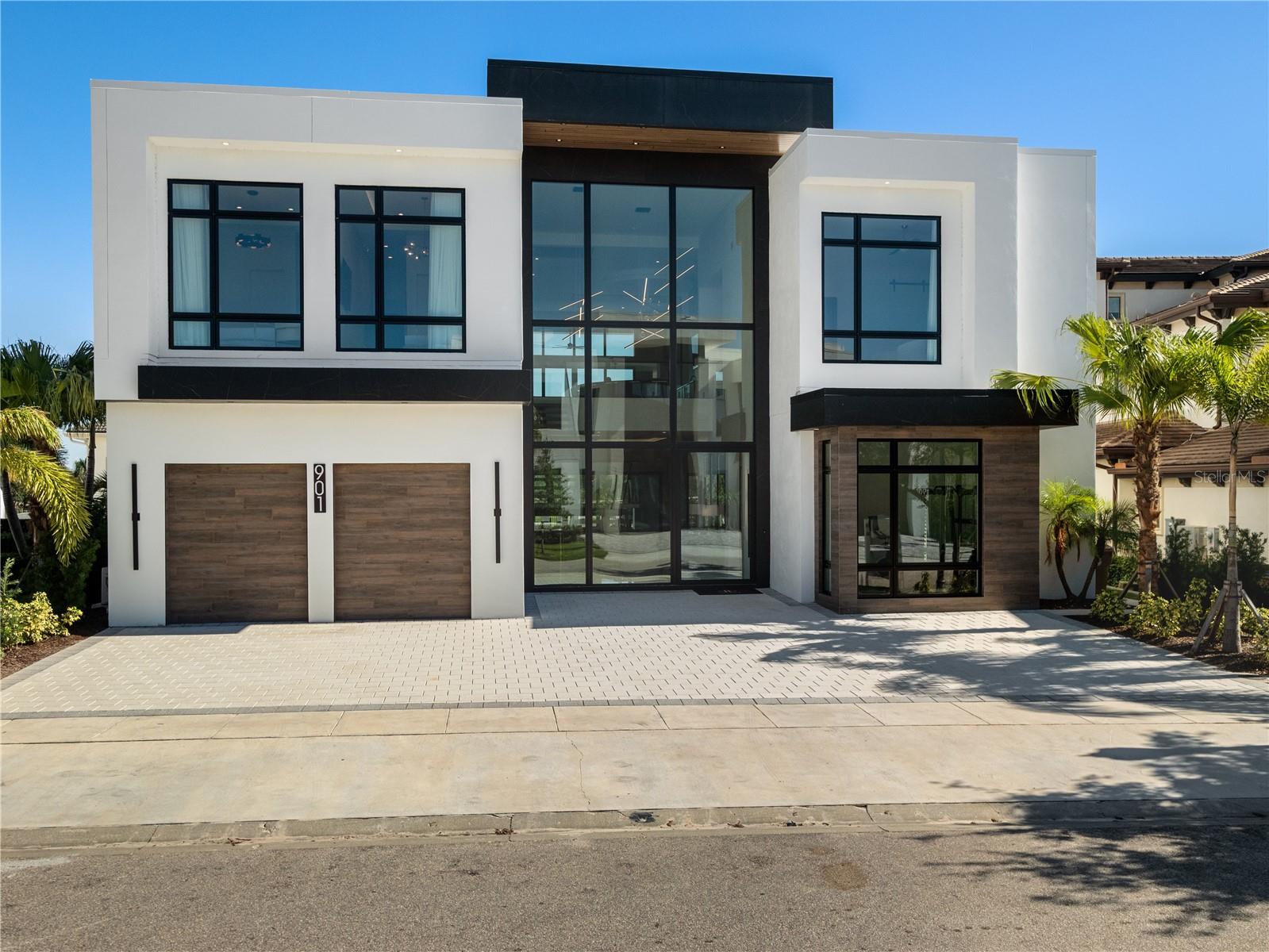O6350383 Property Photo