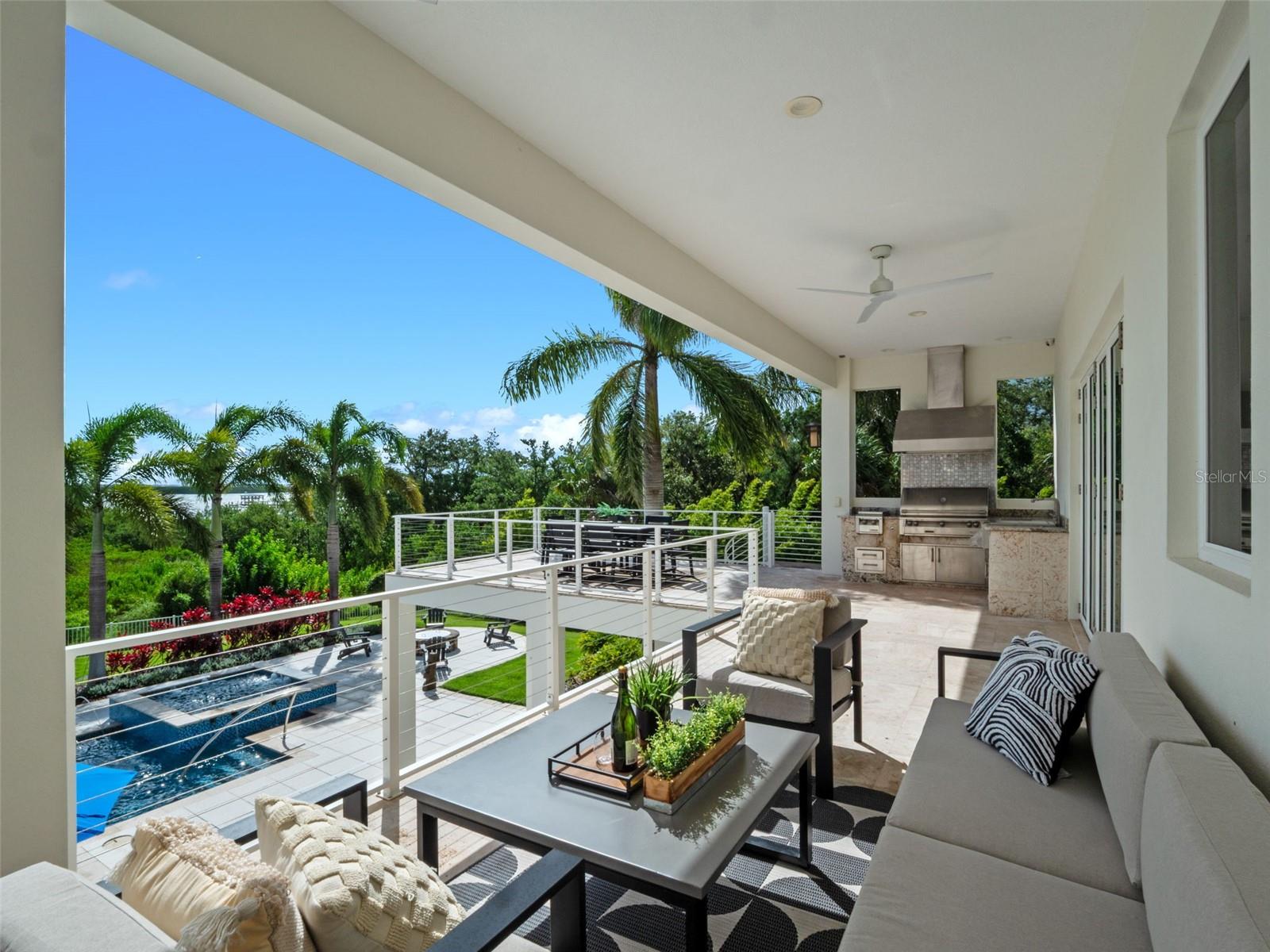 O6350479 Property Photo