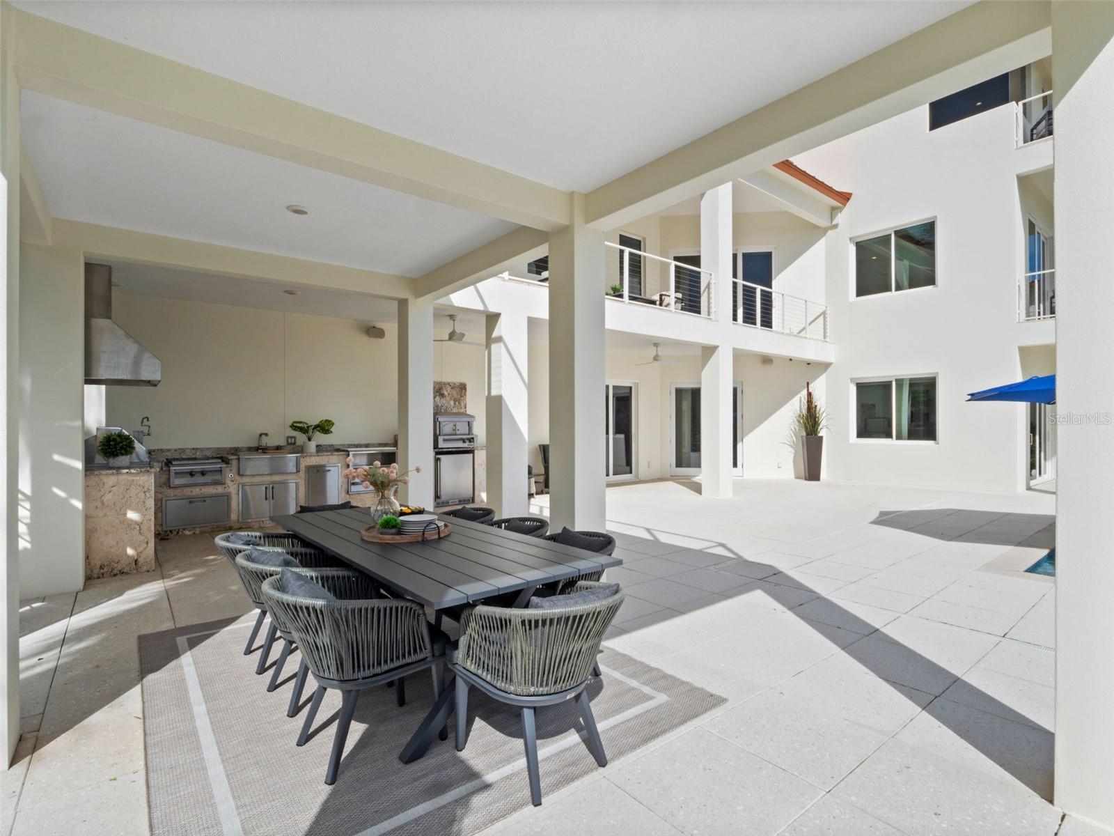 O6350479 Property Photo