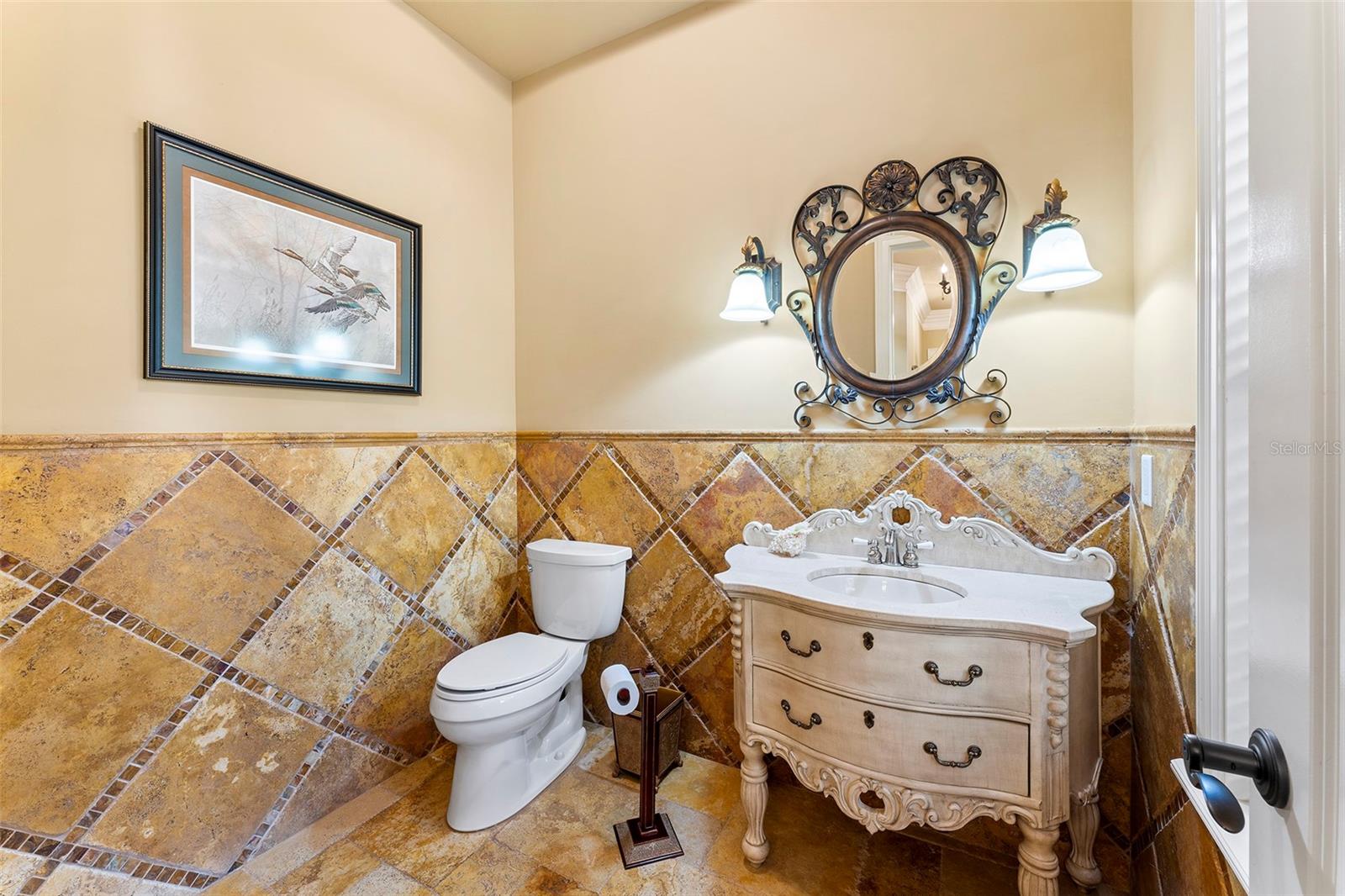 FC313266 Property Photo